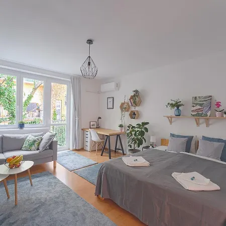 Peaceful Near Buda Castle And Chain Bridge Apartment *