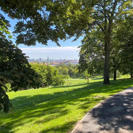 Appartamento Peaceful Near Buda Castle And Chain Bridge Budapest
