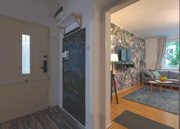 Peaceful Near Buda Castle And Chain Bridge Apartment